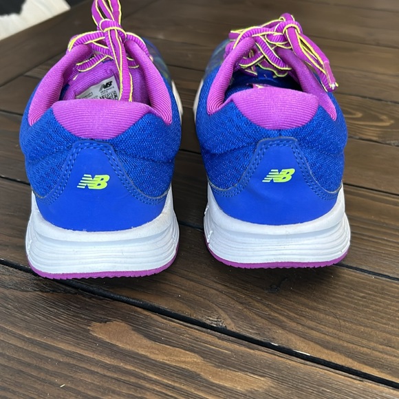 New Balance 775 Running Shoes - Picture 5 of 7